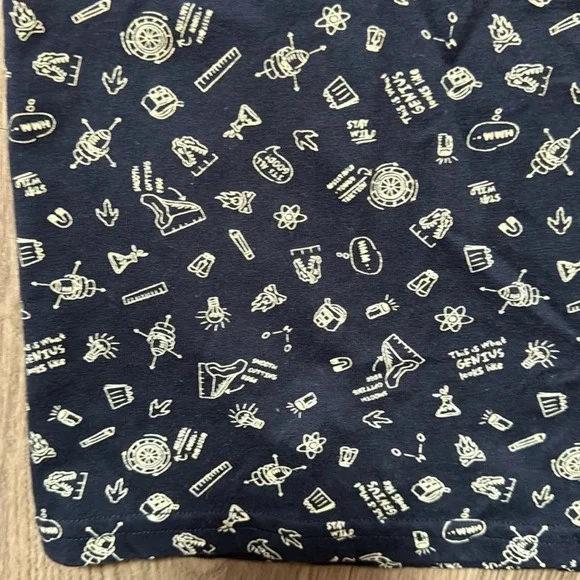 365 Kids All Over Science Print Kid's Back to School T-Shirt Size 4 - Picture 2 of 5